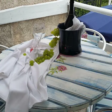 Cesaric Apartman *