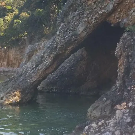 Cesaric * Cres